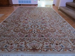 Large oriental rug, peach, brown, cream