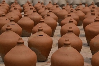 Row after row of clay waterjugs